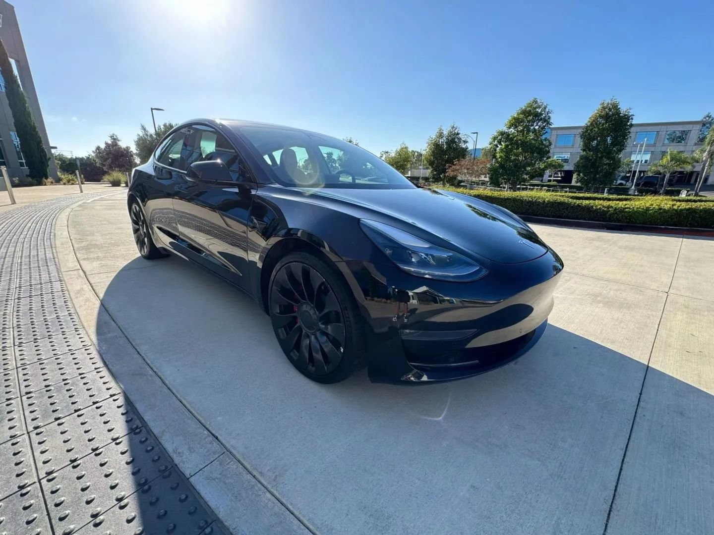 Used 2023 Tesla Model 3 Performance AWD/4WD image 3