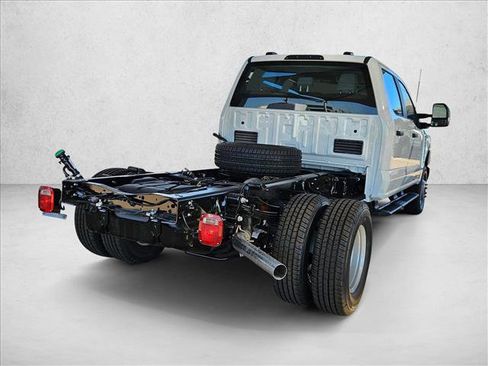 New 2026 Ford F350 XL image 2