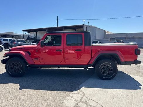 Used 2022 Jeep Gladiator Sport AWD/4WD image 8