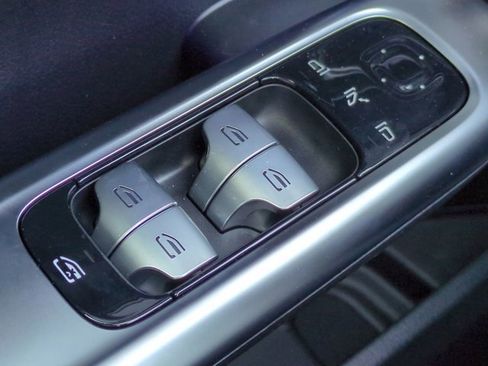 New 2026 Mercedes-Benz C 43 AMG 4MATIC Sedan image 24