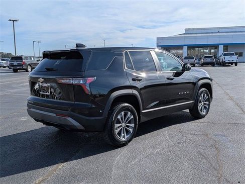 New 2026 Chevrolet Equinox LT w/ Convenience Package II image 3