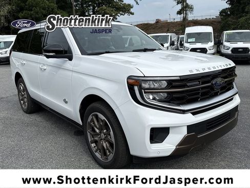 Used 2026 Ford Expedition King Ranch AWD/4WD image 1