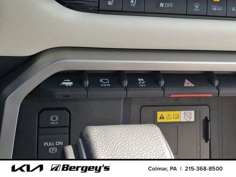 Used 2022 Toyota Tundra Capstone AWD/4WD image 30