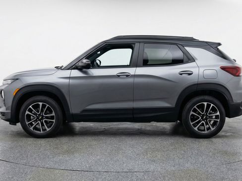 Used 2025 Chevrolet TrailBlazer LT image 5