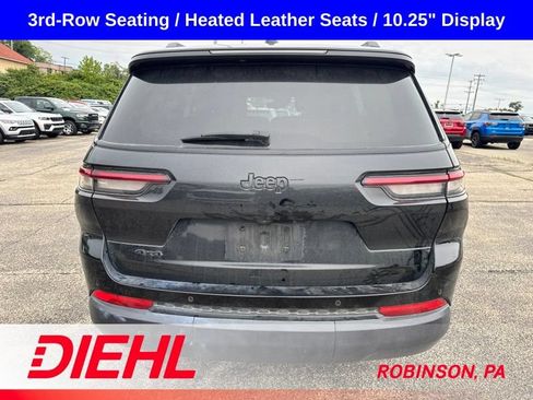 Used 2023 Jeep Grand Cherokee L Laredo AWD/4WD image 5
