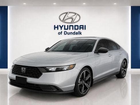 Used 2023 Honda Accord Sport image 2