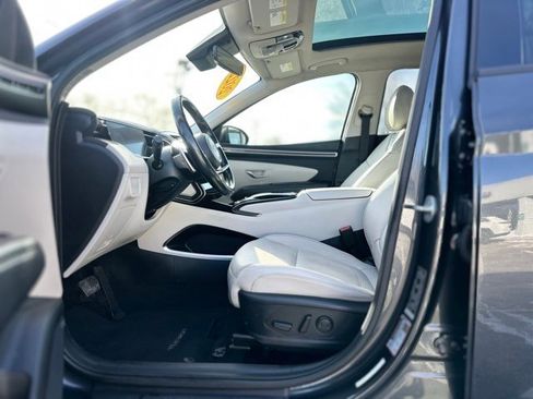 Used 2022 Hyundai Tucson Limited image 11