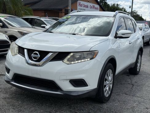 Used 2016 Nissan Rogue S w/ Appearance Package FWD image 3