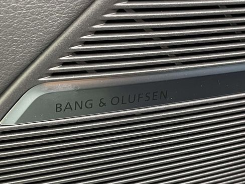 New 2026 Audi RS Q8 performance image 37