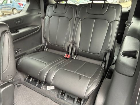 New 2026 Jeep Grand Cherokee L Limited RWD image 5