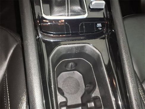 Used 2022 Jeep Compass High Altitude image 23