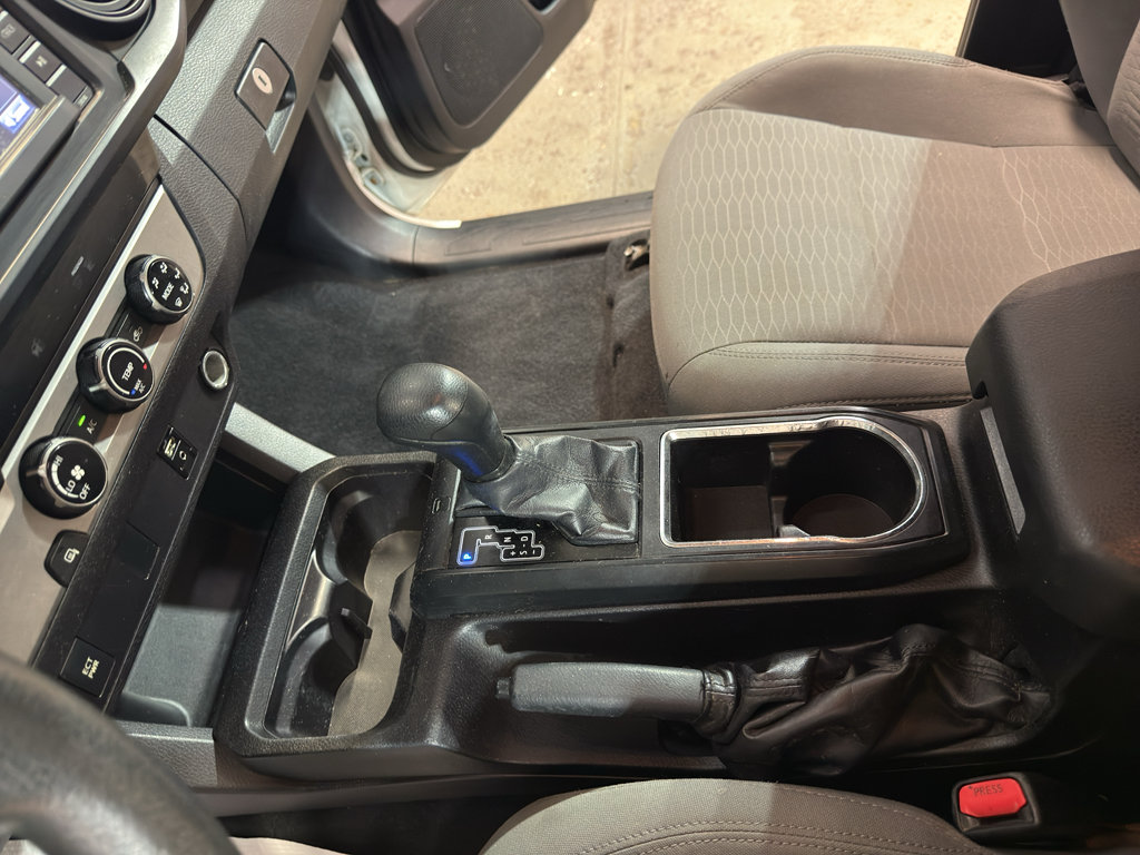 Used 2016 Toyota Tacoma SR RWD image 20