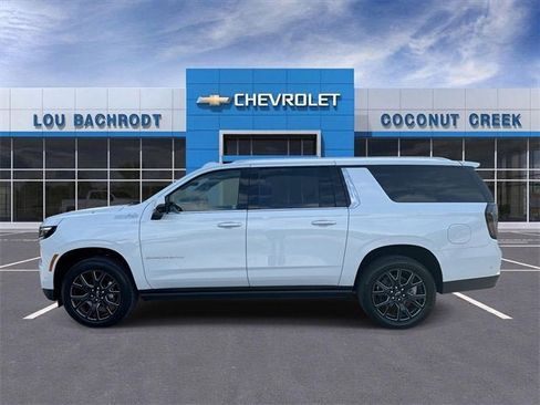 New 2026 Chevrolet Suburban High Country image 5