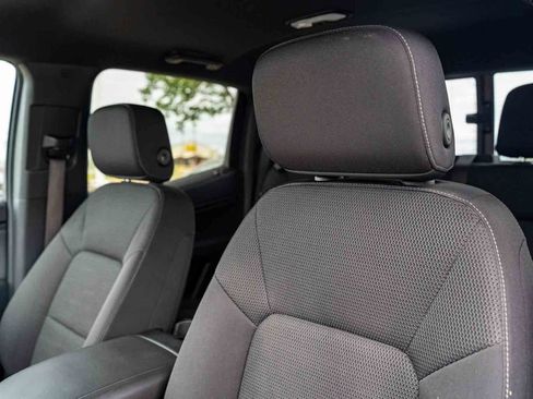 Used 2023 Chevrolet Colorado LT w/ LT Convenience Package RWD image 9