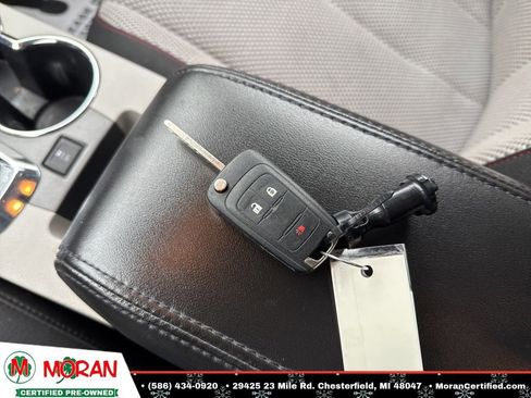 Used 2018 Chevrolet Equinox LT w/ Sun & Infotainment Package image 27