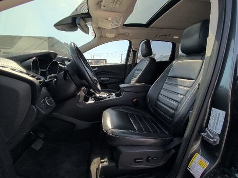 Used 2019 Ford Escape SEL FWD image 4
