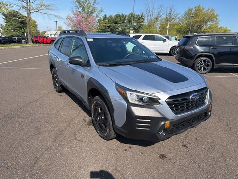 Used 2023 Subaru Outback Wilderness AWD/4WD image 2