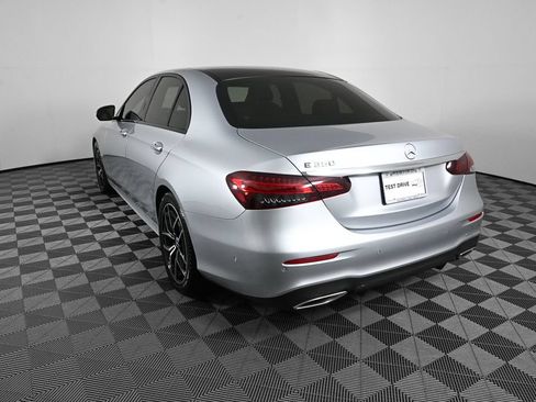 Certified 2022 Mercedes-Benz E 350 Sedan image 4