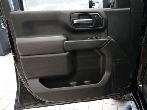 Used 2020 Chevrolet Silverado 2500 Custom w/ Custom Value Package AWD/4WD image 21