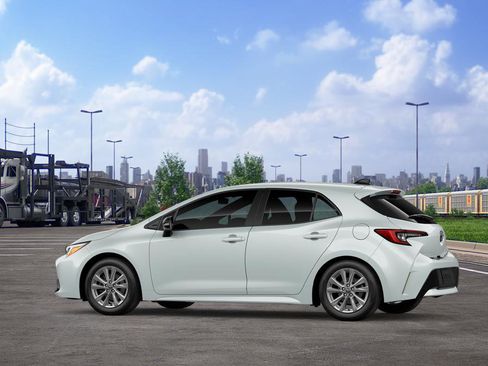New 2026 Toyota Corolla SE image 7