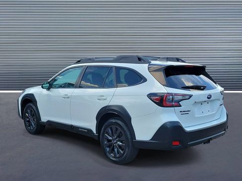 Used 2023 Subaru Outback Onyx Edition AWD/4WD image 4
