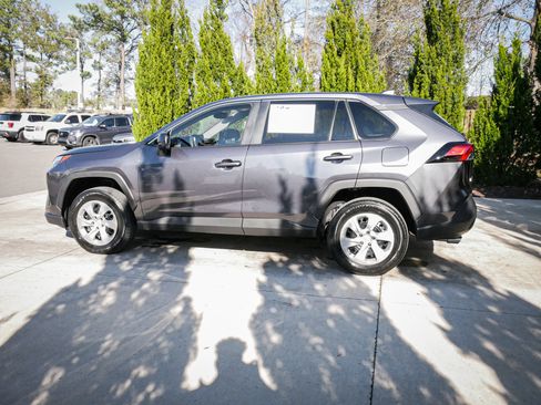Used 2023 Toyota RAV4 LE image 7