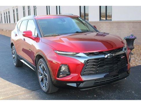 Used 2022 Chevrolet Blazer RS w/ Enhanced Convenience Package image 2