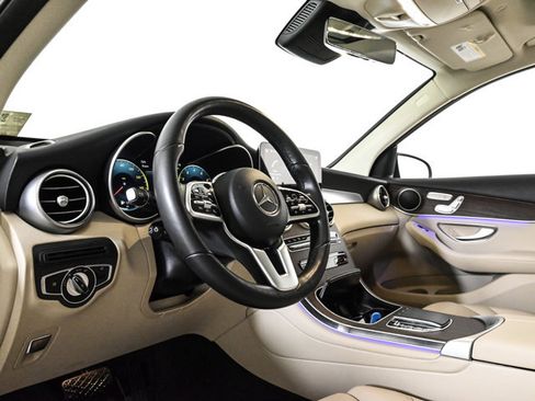 Certified 2022 Mercedes-Benz GLC 300 4MATIC image 10