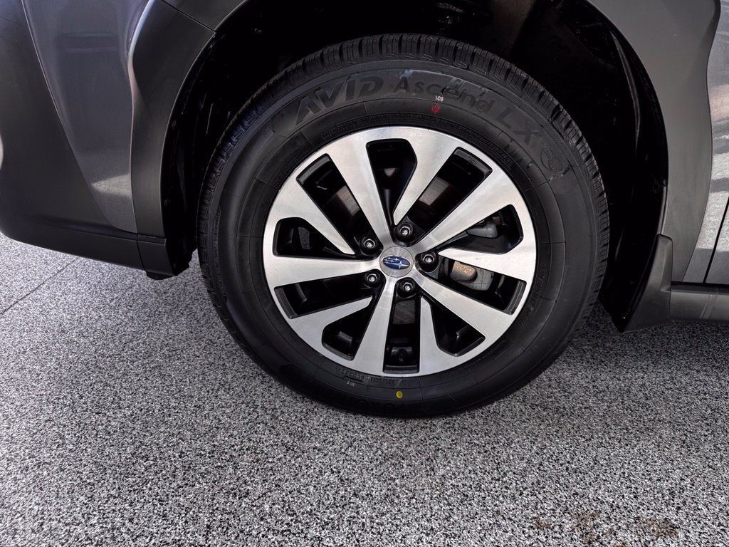 Used 2024 Subaru Outback Premium AWD/4WD image 16