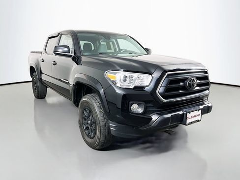 Used 2022 Toyota Tacoma SR5 AWD/4WD image 4