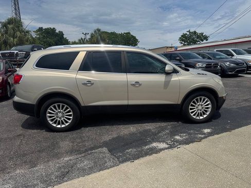 Used 2012 Buick Enclave Leather AWD/4WD image 9