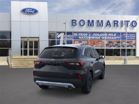 New 2026 Ford Escape SE image 8
