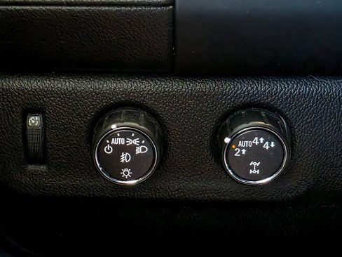Used 2018 GMC Canyon Denali AWD/4WD image 19