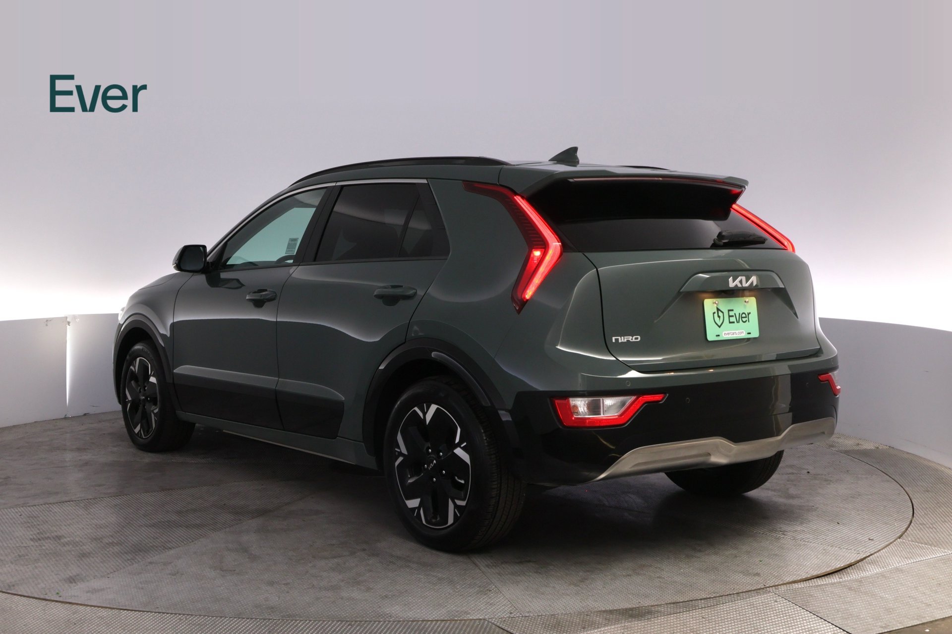 Used 2025 Kia Niro Wind FWD image 17