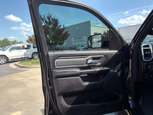 Used 2022 RAM 1500 Big Horn AWD/4WD image 10