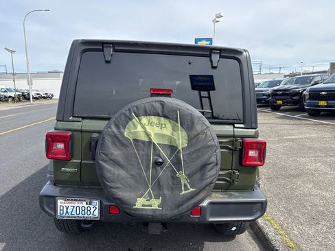 Used 2021 Jeep Wrangler Unlimited Sahara image 7