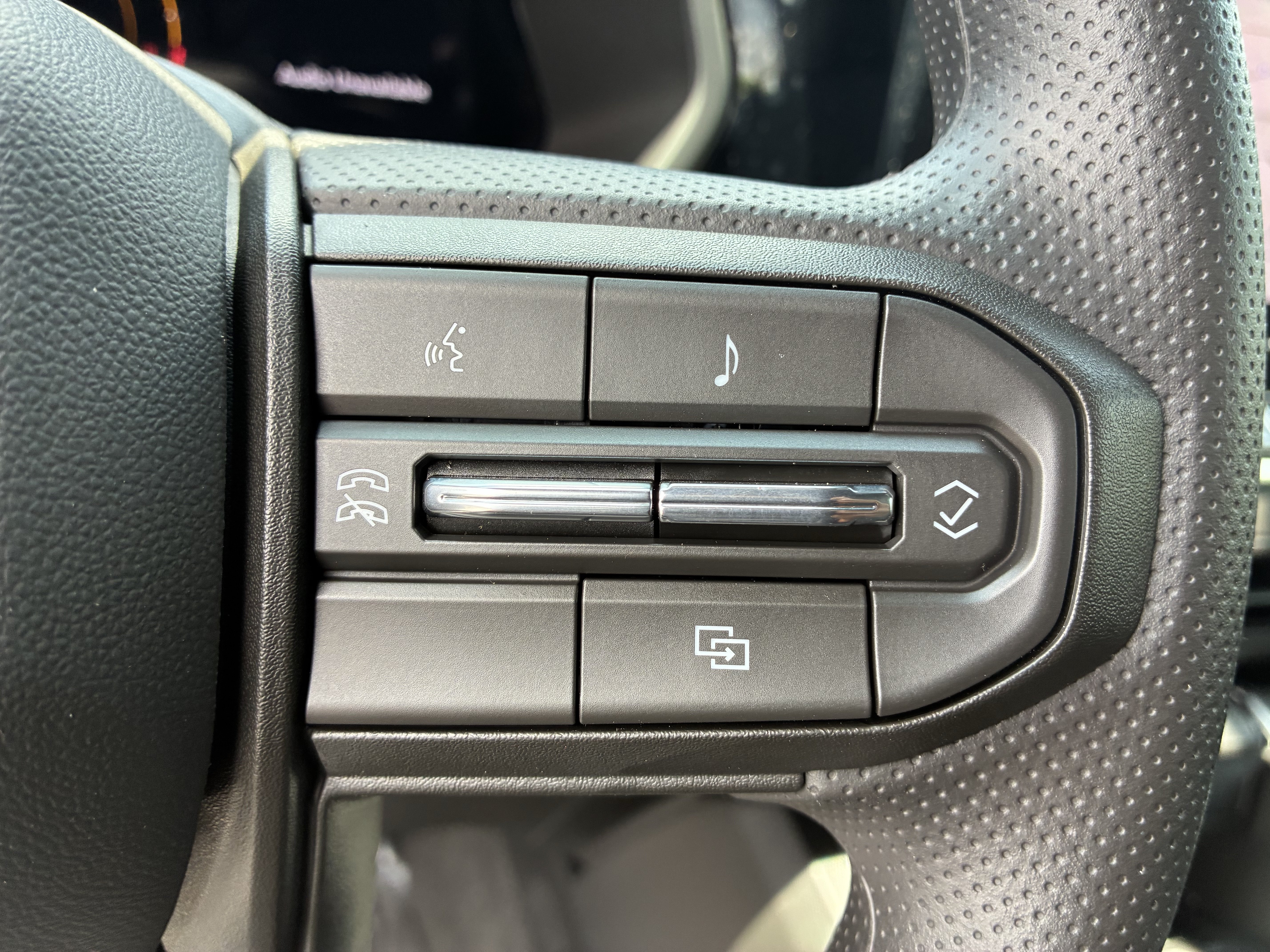 New 2026 Chevrolet Colorado Trail Boss AWD/4WD image 28
