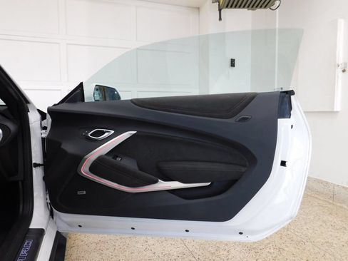Used 2024 Chevrolet Camaro ZL1 RWD image 88