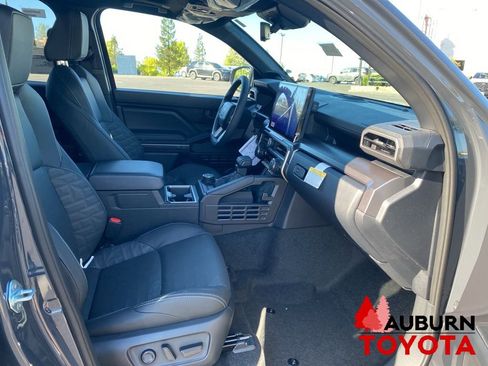 New 2026 Toyota 4Runner TRD Off-Road Premium AWD/4WD image 13