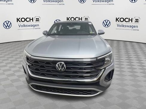 New 2026 Volkswagen Atlas Cross Sport SE AWD/4WD image 3