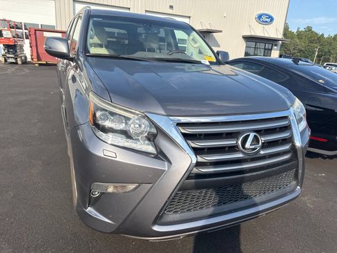 Used 2016 Lexus GX 460 w/ Premium Package AWD/4WD image 2
