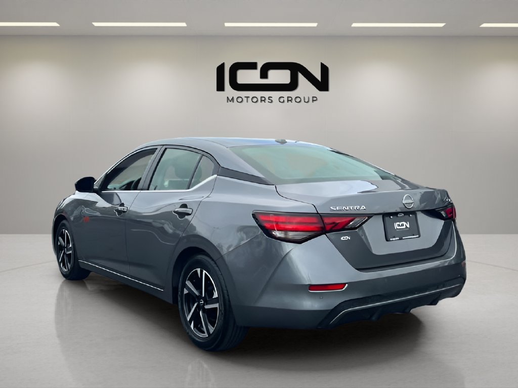 Used 2024 Nissan Sentra SV FWD image 3