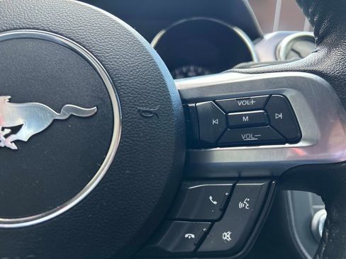 Used 2017 Ford Mustang Coupe image 20