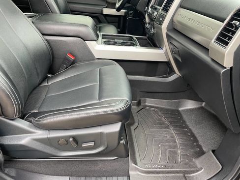 Used 2021 Ford F250 Lariat w/ Lariat Ultimate Package image 32