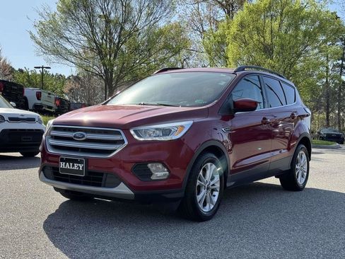 Used 2018 Ford Escape SEL image 24