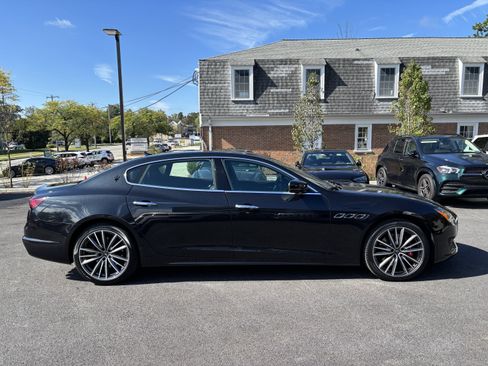 Used 2022 Maserati Quattroporte Modena Q4 image 6
