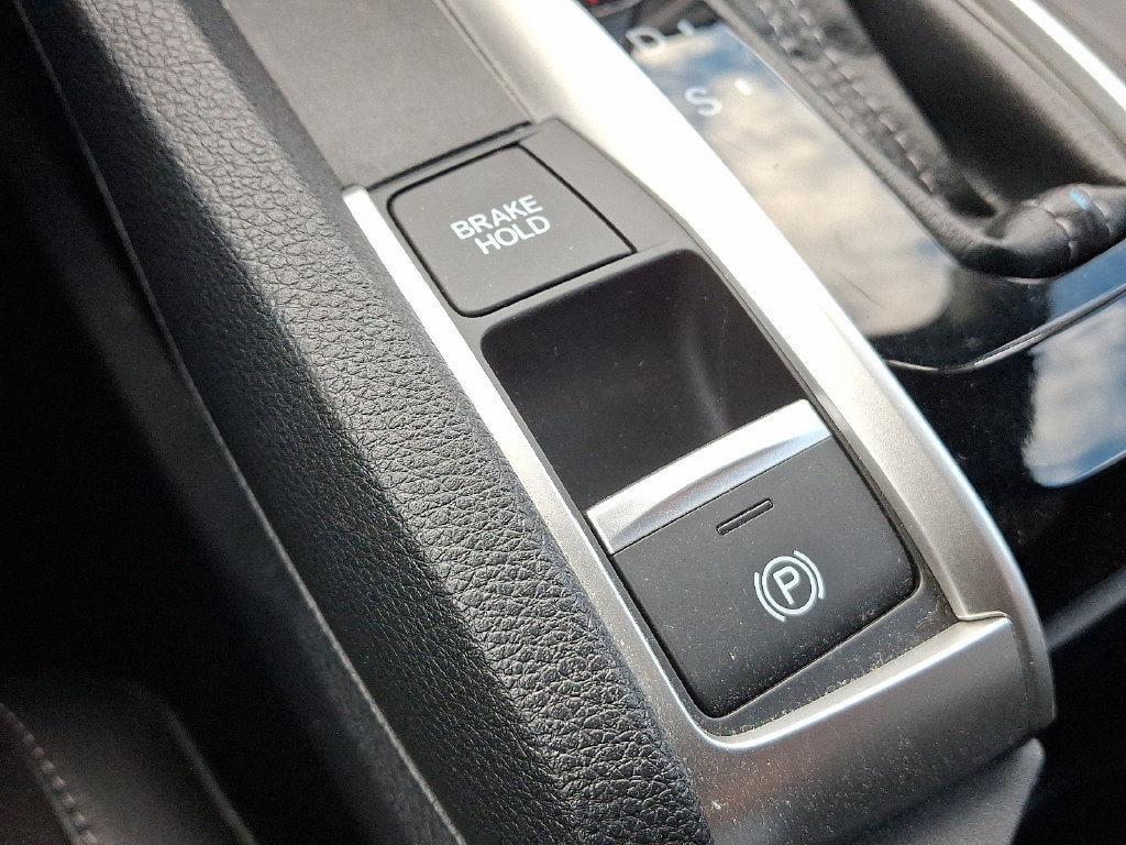 Used 2020 Honda Civic Sport image 24