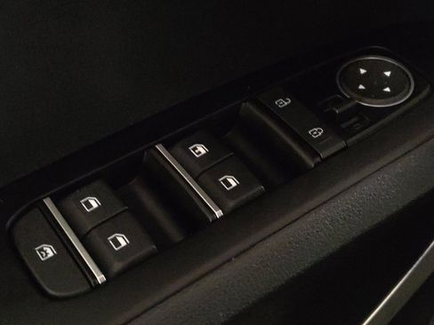 Used 2025 Kia Soul LX image 27