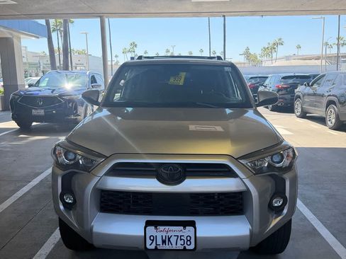 Used 2022 Toyota 4Runner SR5 RWD image 2