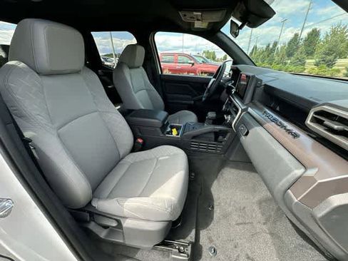 Used 2025 Toyota Tacoma SR5 RWD image 19